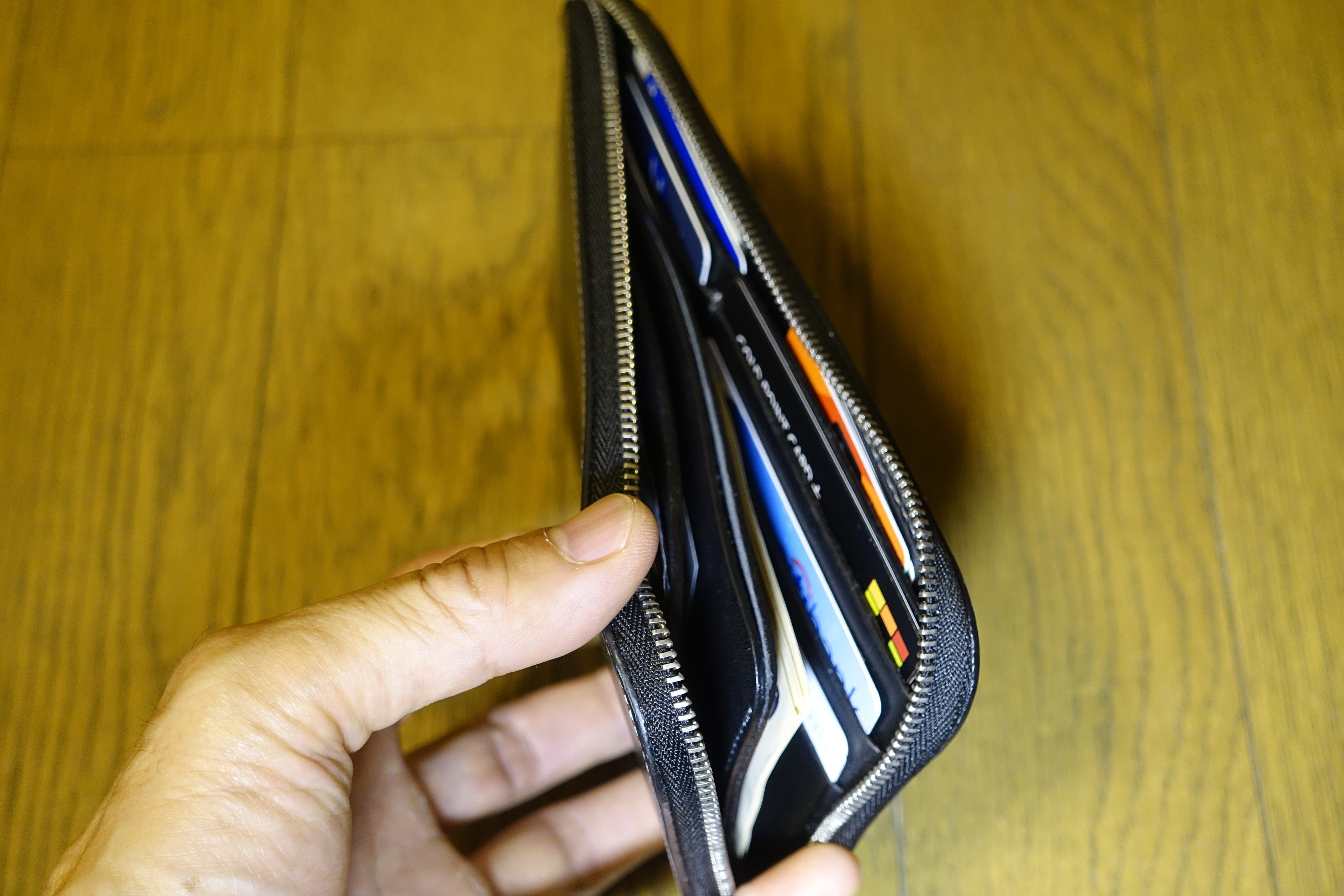 Lファス スマホ ウォレットケース