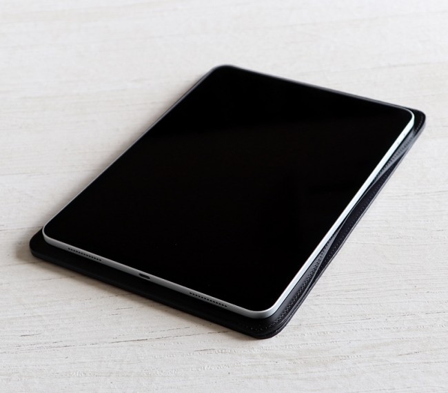 職人が作るレザースリーブ 11インチiPad Pro用