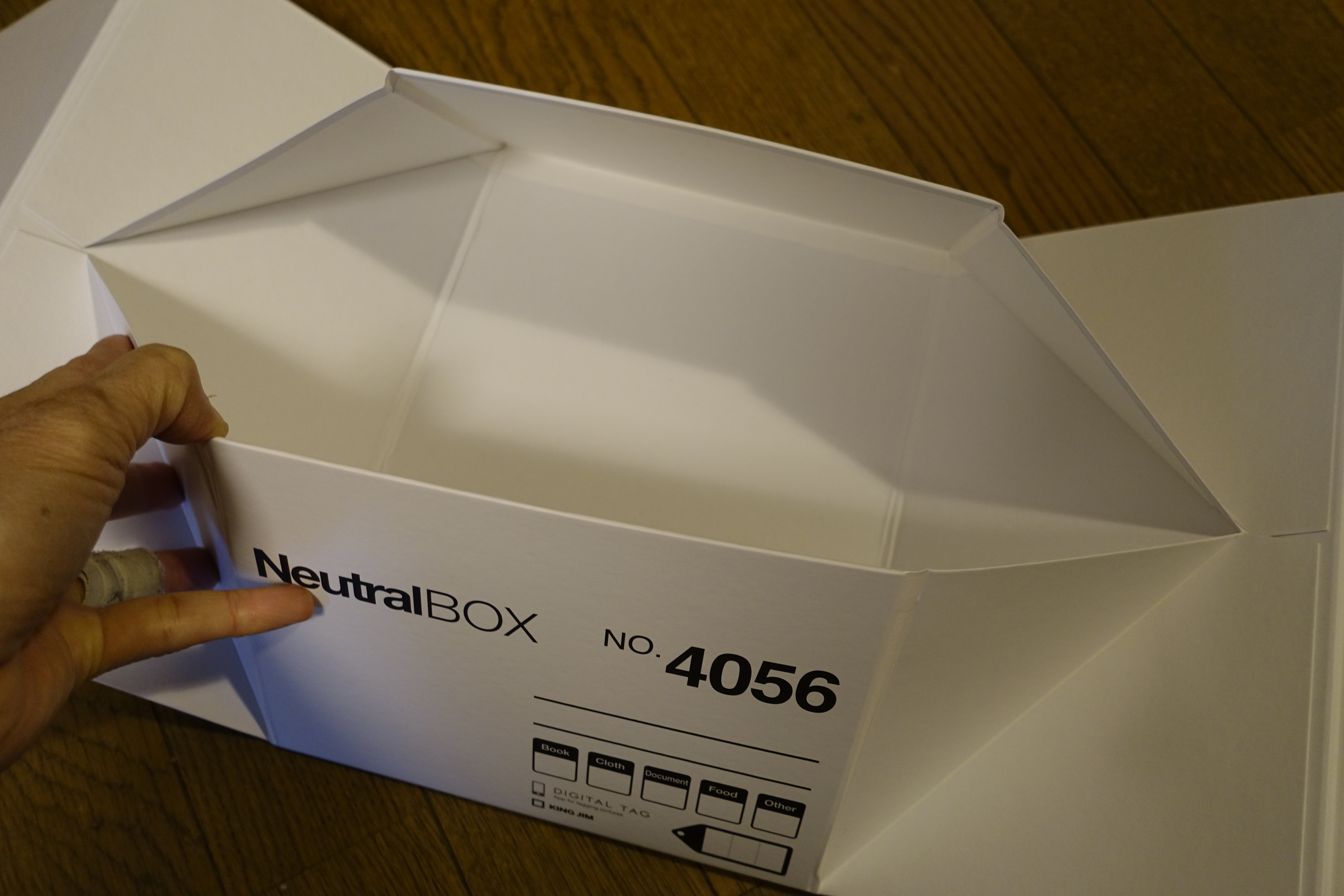 NeutralBOX